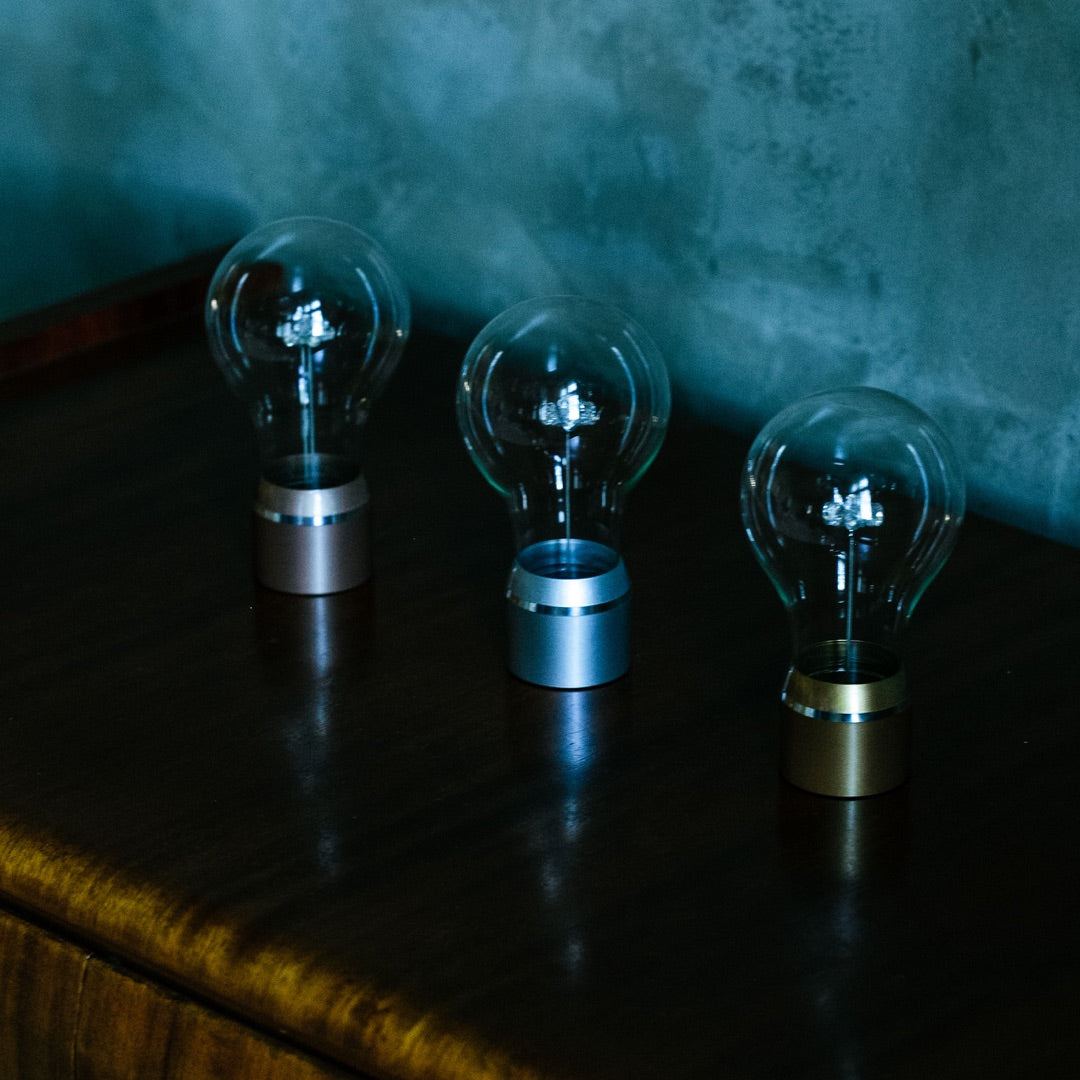Changeable levitating light bulbs for FLYTE base, full Edison collection, above shot